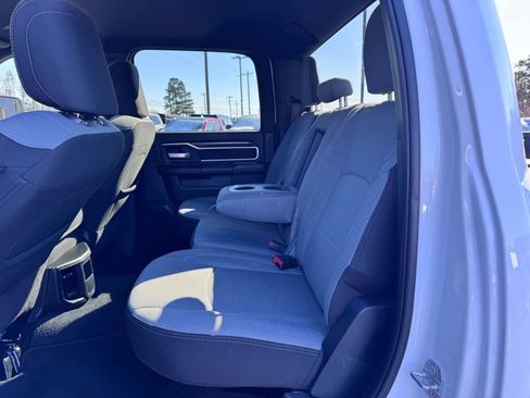 Used 2024 RAM 2500 Big Horn image 27
