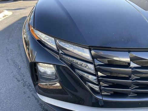 Used 2024 Hyundai Tucson SE image 16