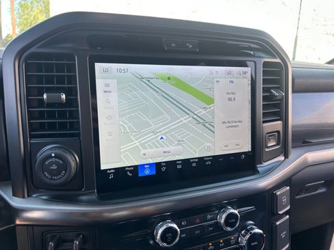 New 2025 Ford F150 Lariat w/ Equipment Group 501A Mid image 28