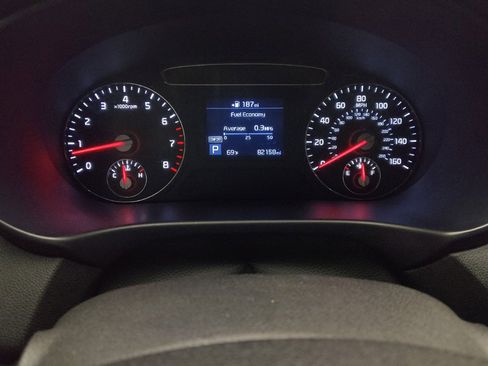 Used 2020 Kia Sorento S FWD image 23