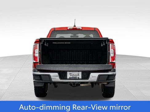 Used 2015 GMC Canyon SLE image 10