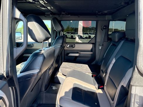 Used 2022 Ford Bronco Wildtrak AWD/4WD image 23