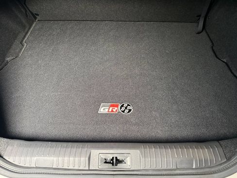 Used 2022 Toyota GR86 Premium RWD image 21