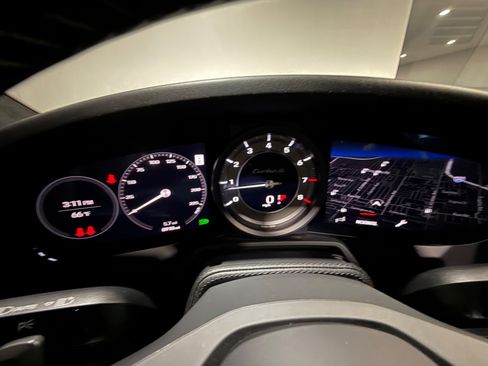 Used 2022 Porsche 911 Turbo S image 37