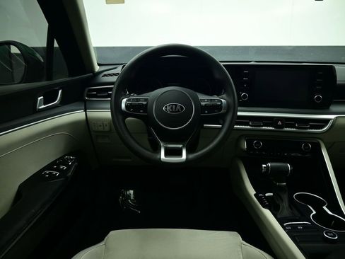 Used 2021 Kia K5 LXS image 5