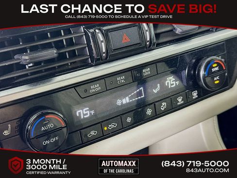 Used 2023 Nissan Pathfinder SV AWD/4WD image 25