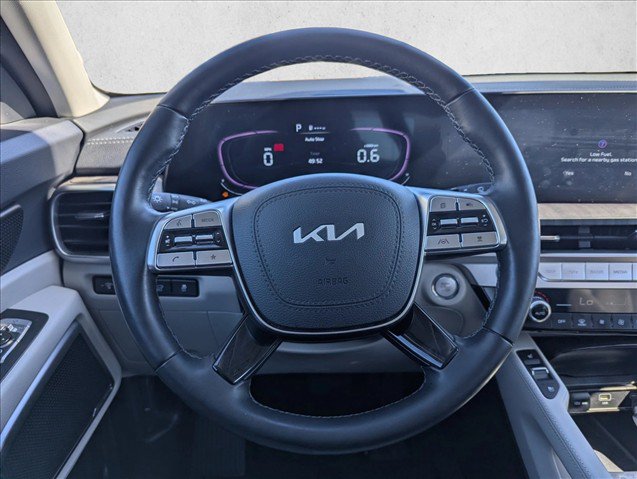 Used 2024 Kia Telluride EX w/ EX Captain's Chair Package AWD/4WD image 15