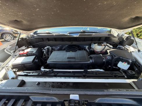 Used 2024 Chevrolet Silverado 1500 High Country w/ High Country Premium Package AWD/4WD image 29