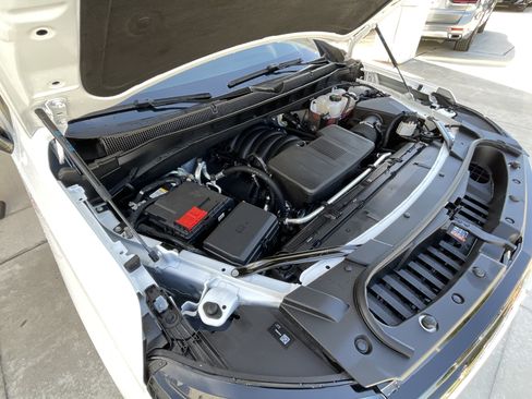 Used 2026 Chevrolet Tahoe LS RWD image 35
