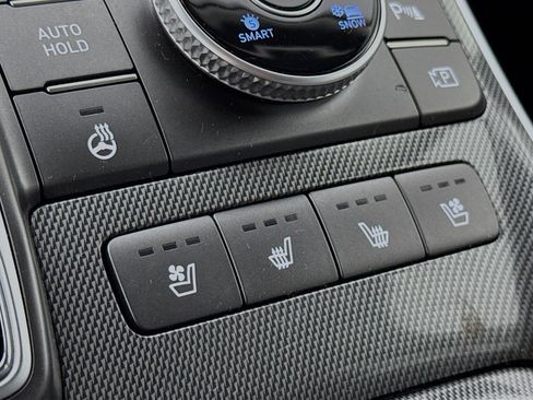 Used 2023 Hyundai Santa Fe Limited image 21