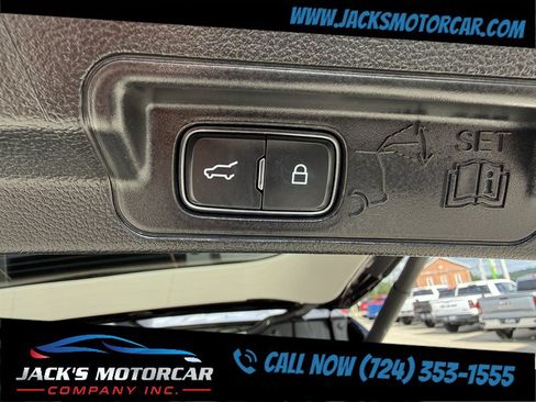 Used 2025 Ford Explorer Active w/ Active Comfort Package AWD/4WD image 29