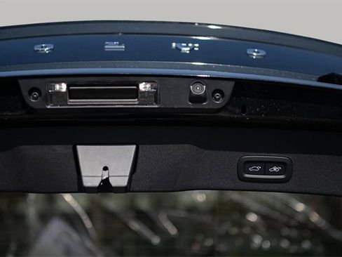 New 2024 Volvo C40 P8 Recharge Plus w/ Climate Package image 6