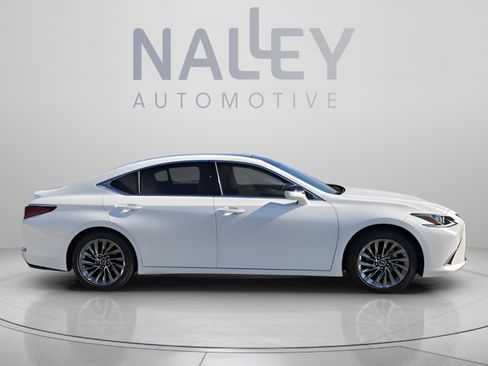 Used 2024 Lexus ES 350 w/ Technology Package FWD image 6
