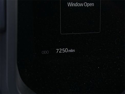 Used 2024 Toyota Sequoia Platinum image 9