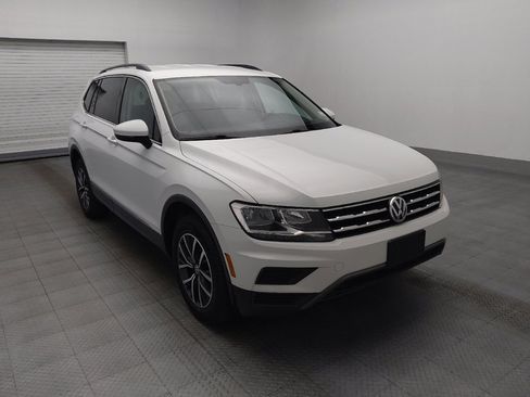Used 2020 Volkswagen Tiguan SEL AWD/4WD image 13