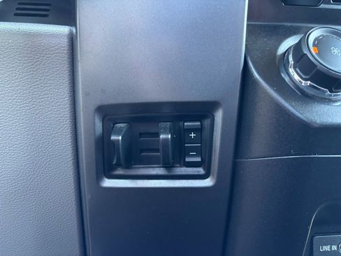 Used 2015 Ford F150 XLT w/ Equipment Group 302A Luxury AWD/4WD image 38