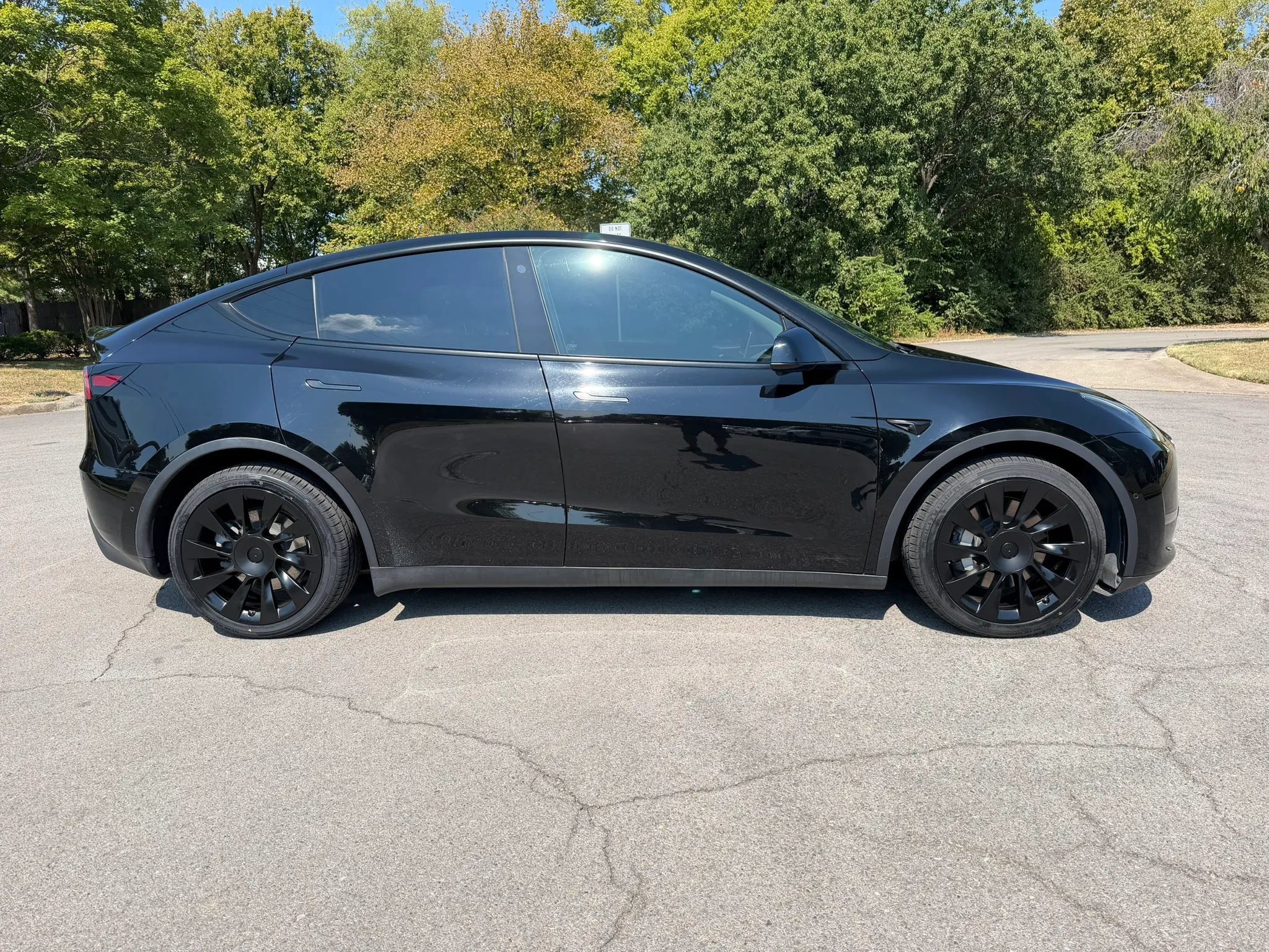 Used 2021 Tesla Model Y Long Range AWD/4WD image 5