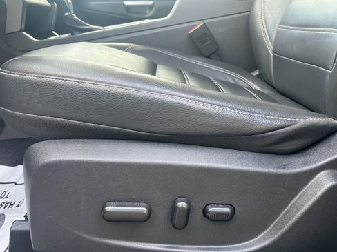 Used 2018 Ford Escape SEL image 22