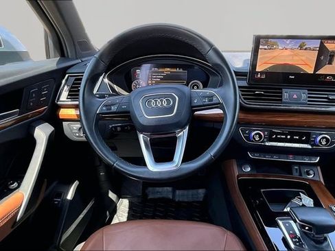Used 2023 Audi Q5 2.0T Premium Plus w/ Premium Plus Package AWD/4WD image 5