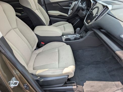 Used 2025 Subaru Ascent Premium AWD/4WD image 10