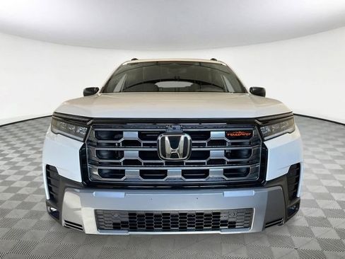 New 2026 Honda Pilot TrailSport image 9