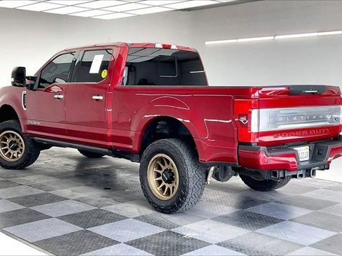 Used 2017 Ford F250 Platinum w/ Platinum Ultimate Package AWD/4WD image 10