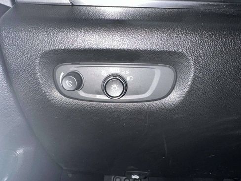 Used 2019 Chevrolet Traverse LS AWD/4WD image 22