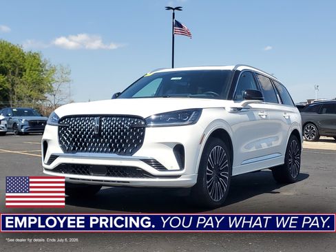 New 2026 Lincoln Aviator Black Label AWD/4WD image 1