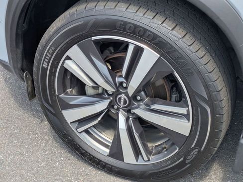 Used 2023 Nissan Rogue Platinum w/ Platinum Premium Package image 24