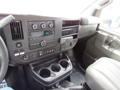 Used 2024 Chevrolet Express 3500 w/ Power Convenience Package RWD image 30
