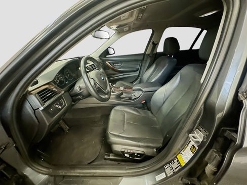 Used 2014 BMW 328i xDrive Sedan AWD/4WD image 13