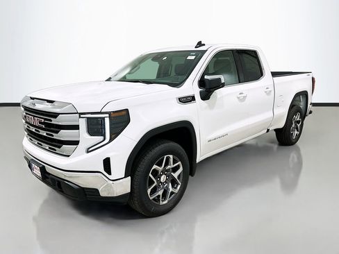 New 2026 GMC Sierra 1500 SLE AWD/4WD image 3