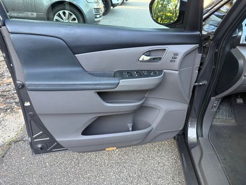 Used 2015 Honda Odyssey Touring image 10