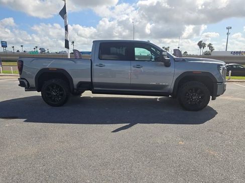 Used 2026 GMC Sierra 2500 AT4 w/ AT4 Premium Plus Package AWD/4WD image 5