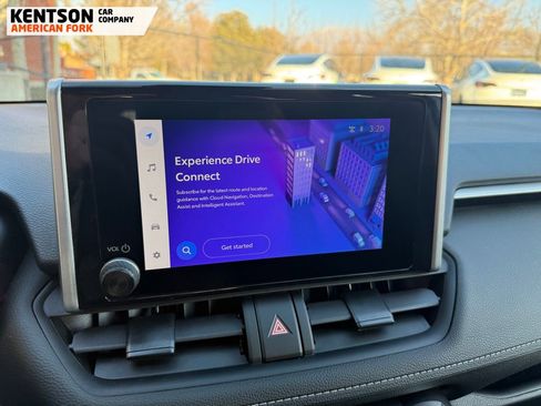 Used 2025 Toyota RAV4 XLE image 26