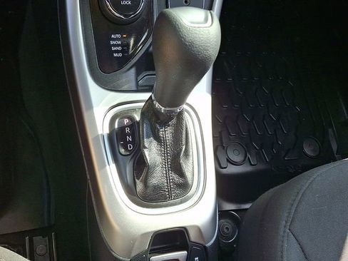 Used 2021 Jeep Compass Sport image 15