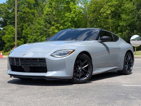 Used 2024 Nissan Z Performance w/ Floor Mat Package image 5