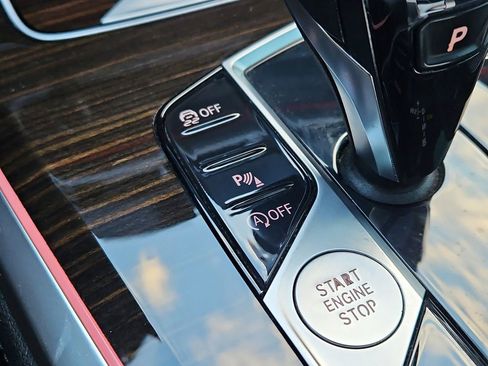 Used 2019 BMW X5 xDrive40i w/ Premium Package 2 image 18