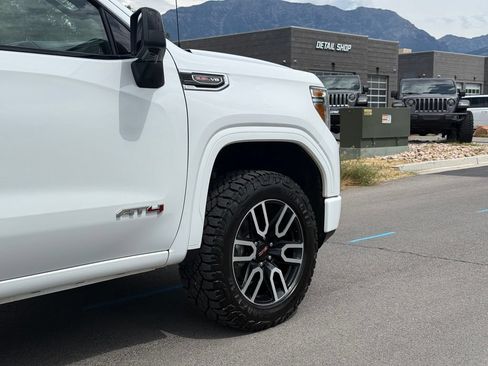 Used 2019 GMC Sierra 1500 AT4 w/ AT4 Premium Package AWD/4WD image 7