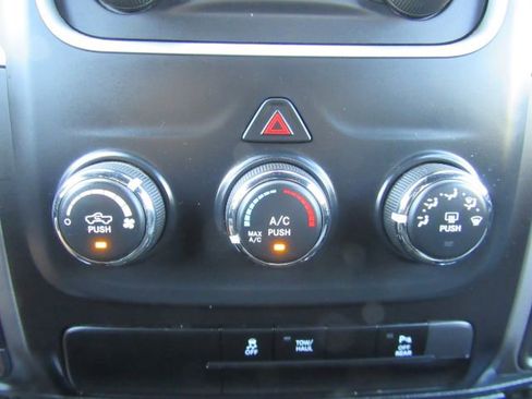 Used 2024 RAM 1500 Classic Warlock image 40