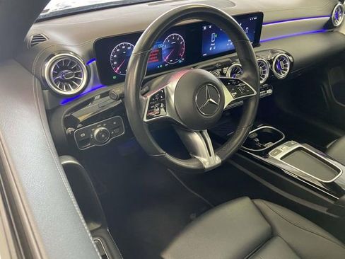 Used 2025 Mercedes-Benz CLA 250 image 12