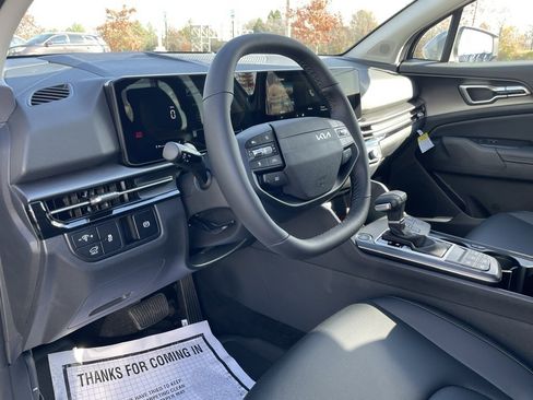 New 2026 Kia Sportage EX image 9