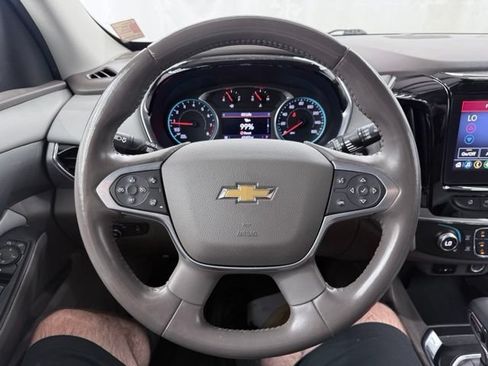 Used 2021 Chevrolet Traverse LT FWD image 26