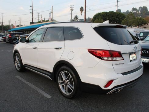 Used 2017 Hyundai Santa Fe Limited image 4