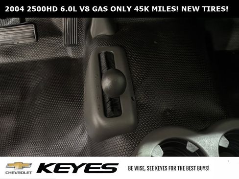 Used 2004 Chevrolet Silverado 2500 W/T w/ Snow Plow Prep Package image 23