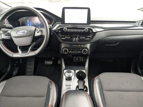 Used 2025 Ford Escape ST-Line image 15