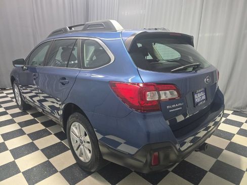 Used 2019 Subaru Outback 2.5i AWD/4WD image 4