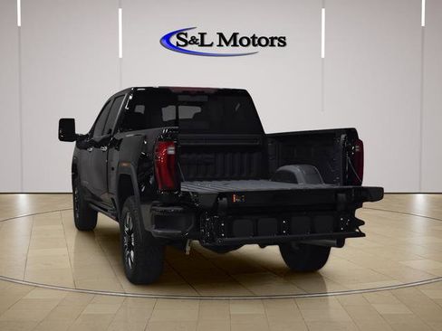 Used 2025 GMC Sierra 2500 Denali w/ Denali Reserve Package AWD/4WD image 8