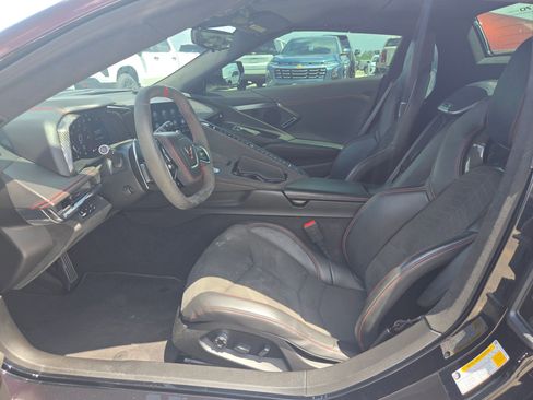 Used 2023 Chevrolet Corvette Stingray Premium Conv w/ Z51 Performance Package RWD image 15