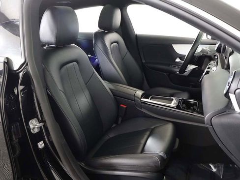 Used 2025 Mercedes-Benz CLA 250 4MATIC image 29